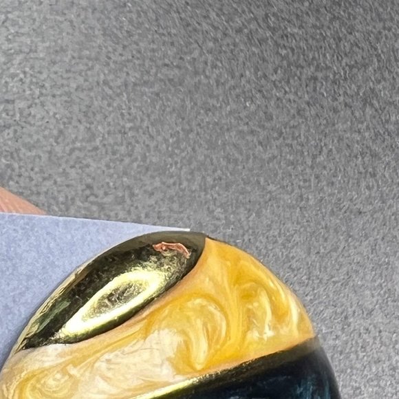 VINTAGE Circle Round Striped Gold Tone Yellow Blue Earrings - Picture 6 of 6